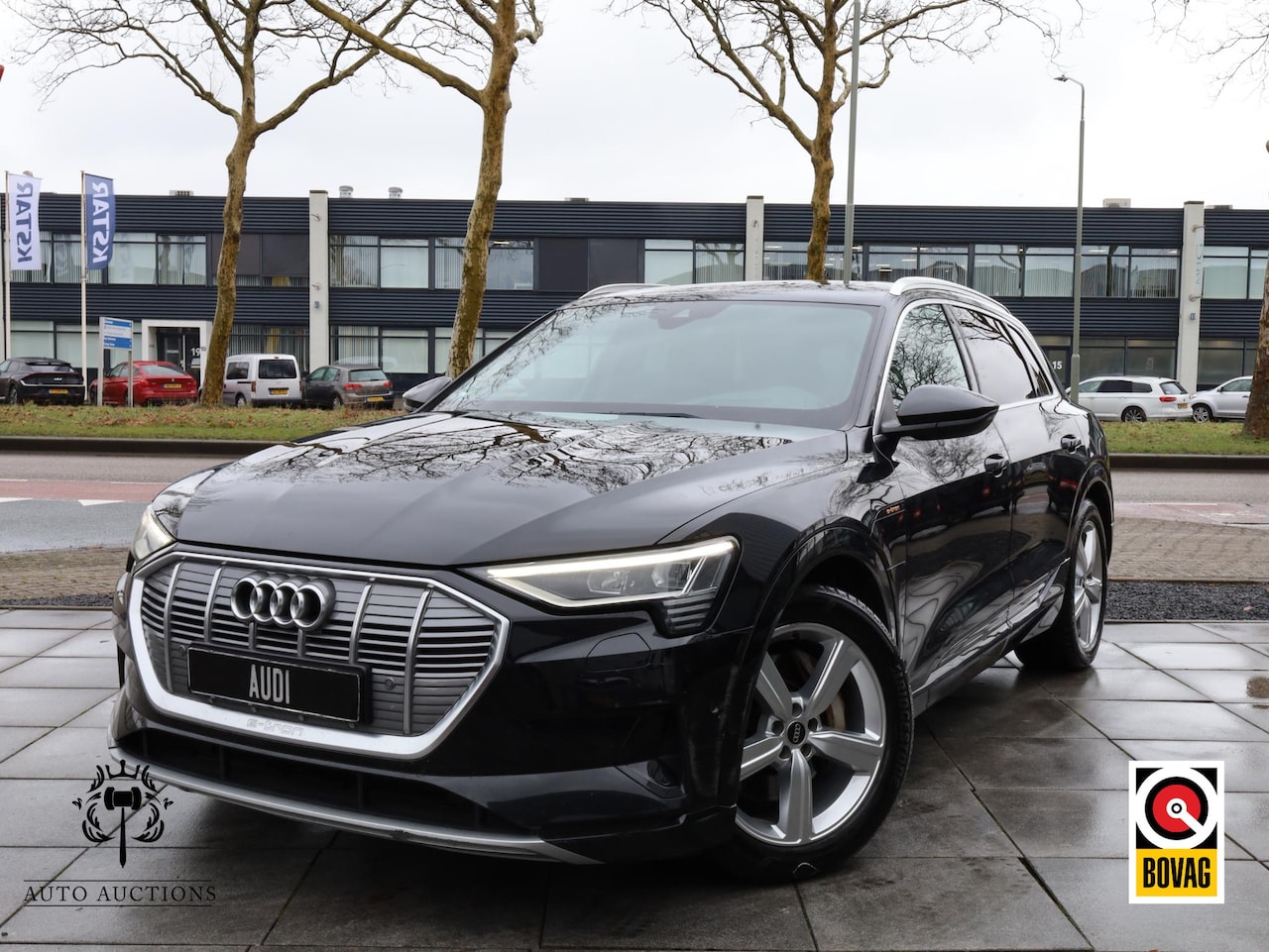 Audi e-tron - 55 quattro 95 kWh 300KW | Panodak | Head-up | Nightvision | Keyless | Half Leer | Elektris - AutoWereld.nl