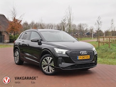 Audi Q4 e-tron - 40 Launch edition Advanced 77 kWh | Black Optic | Warmtepomp | Achteruitrijcamera | NL-Aut