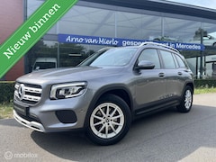 Mercedes-Benz GLB - 200 Ledverlichting, stoelverwarming, half leder/stof