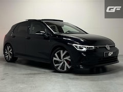 Volkswagen Golf - 1.5 eTSI R-Line Pano Harman/Kardon Carplay Sfeer