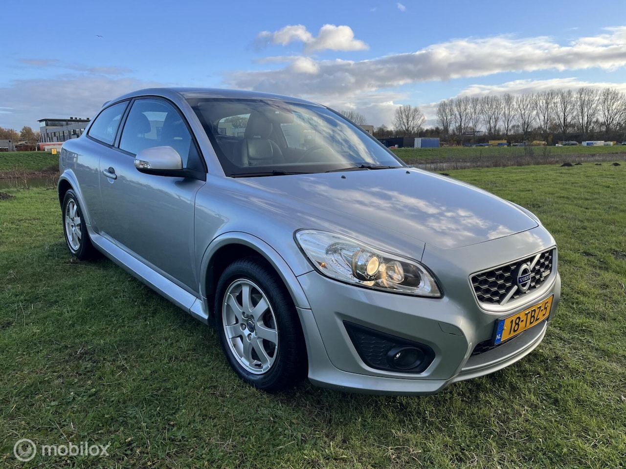 Volvo C30 - 2.0 R-Edition | 127.668 km | Zeer nette staat | Rijk uitgerust - AutoWereld.nl
