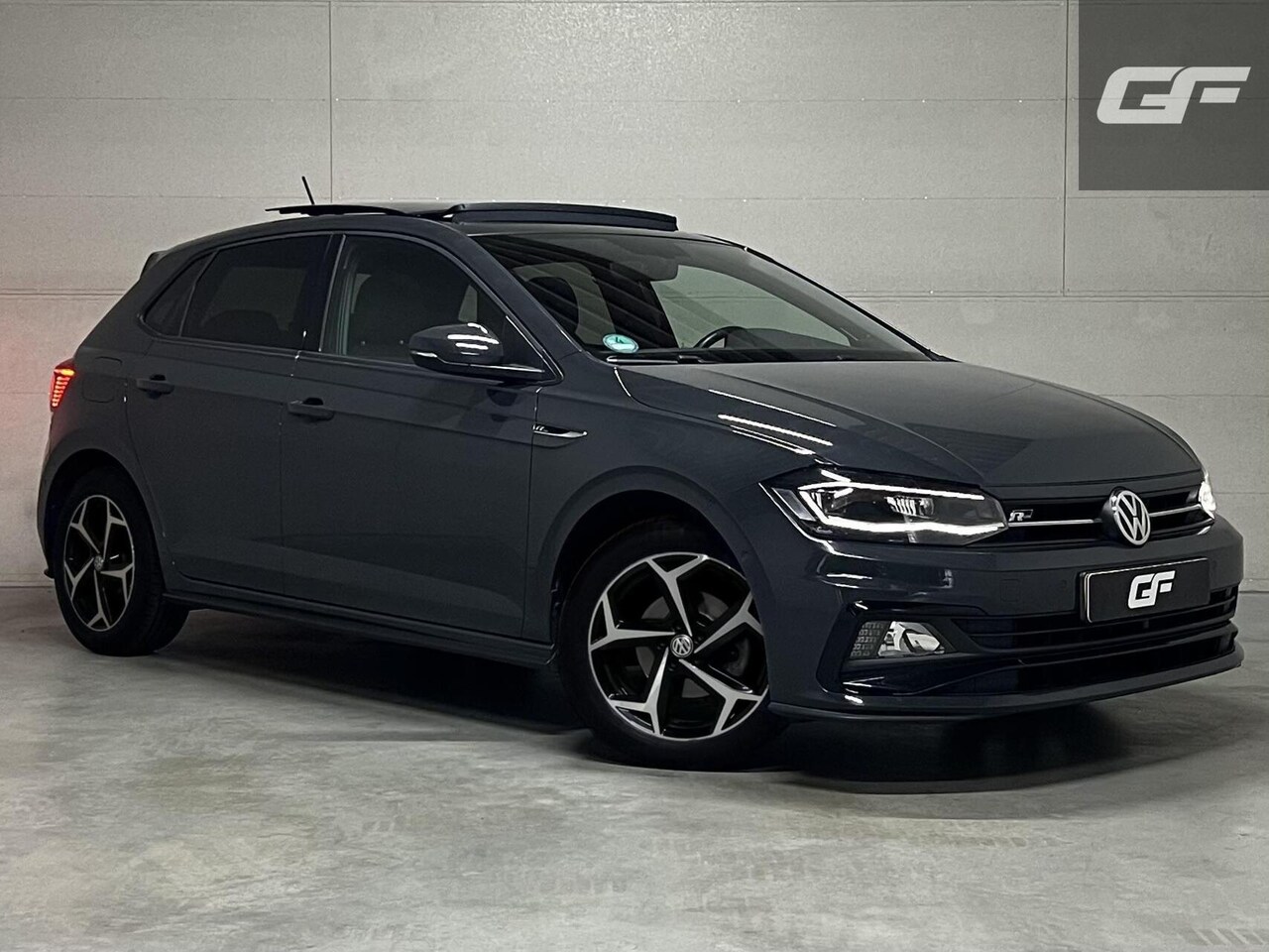 Volkswagen Polo - 1.0 TSI 3x R-Line Pano Virtual CarPlay Camera Trekh. NAP - AutoWereld.nl