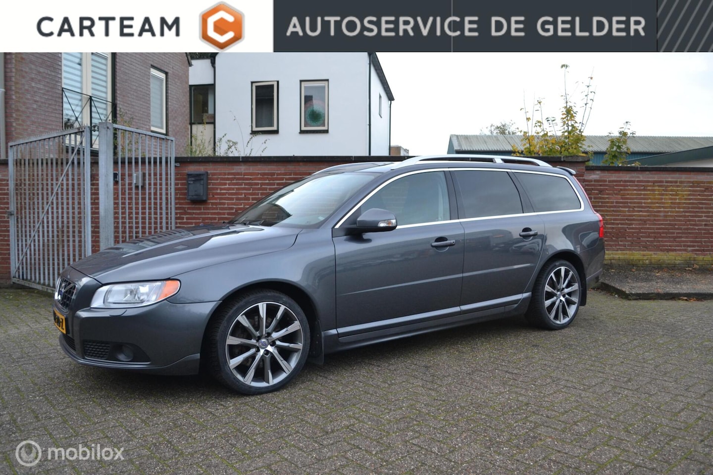 Volvo V70 - 3.0 T6 AWD Summum |Navi | Xenon | Leer | PDC | 18” - AutoWereld.nl