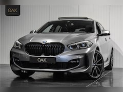 BMW 1-serie - 118i Aut. | M-Sport | Live Cockpit | Schaalstoelen | Panorama | H&K | Camera | 19"LM | Fro