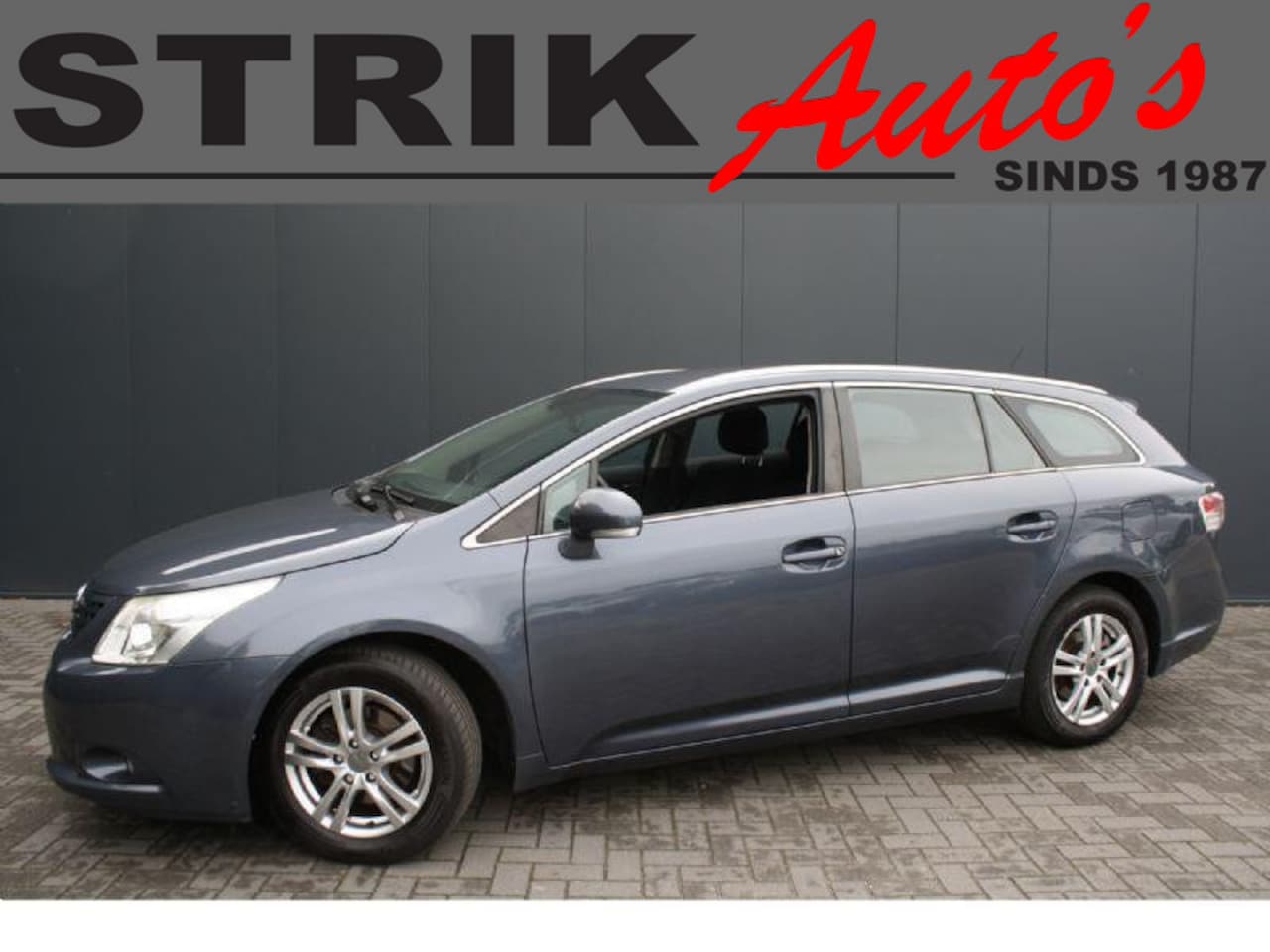 Toyota Avensis Verso - 2.0 D-4D Business TREKHAAK - AutoWereld.nl