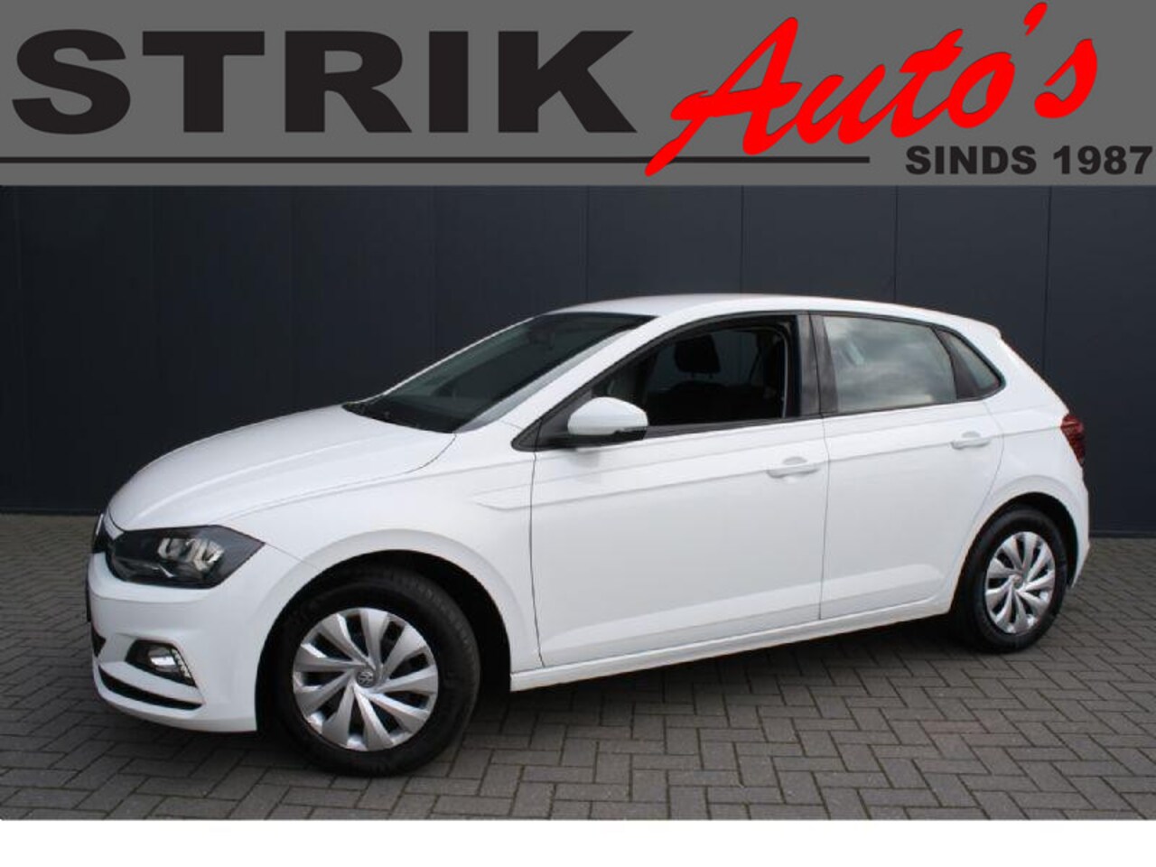 Volkswagen Polo - 1.0 TSI Comfortline - NAVIGATIE - AIRCO - TREKHAAK - 5-DEURS - APK 12-26 - AutoWereld.nl
