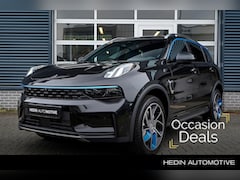 Lynk & Co 01 - MORE 261pk | Panoramadak | 360° camera | Stuurverwarming | 20" Lichtmetalen velgen | Stoel