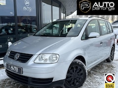 Volkswagen Touran - 1.4 TSI Business 140PK | Parkeersensoren | Climate Control | Cruise Control |