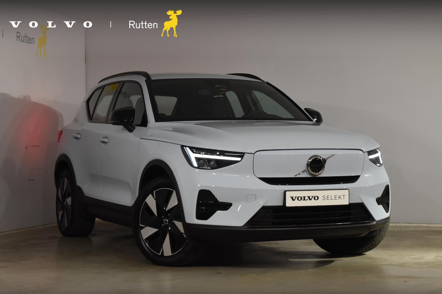 Volvo EX40 - 252PK Single Motor Extended Range Plus 82 kWh Navigatie / Camera / Adaptive Cruise control - AutoWereld.nl