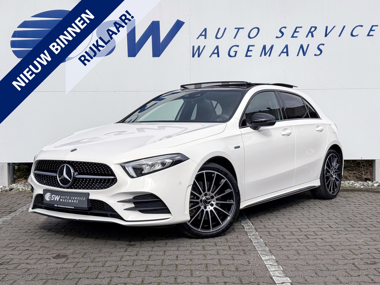 Mercedes-Benz A-klasse - 250 e Business Solution AMG Limited | Pano | Ambient Light | Camera | LED | MBUX | 19 inch - AutoWereld.nl