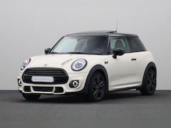 MINI Cooper - 3-deurs 1.5 | Dalston Edition | Panoramadak | John Cooper Works | Getint Glas |