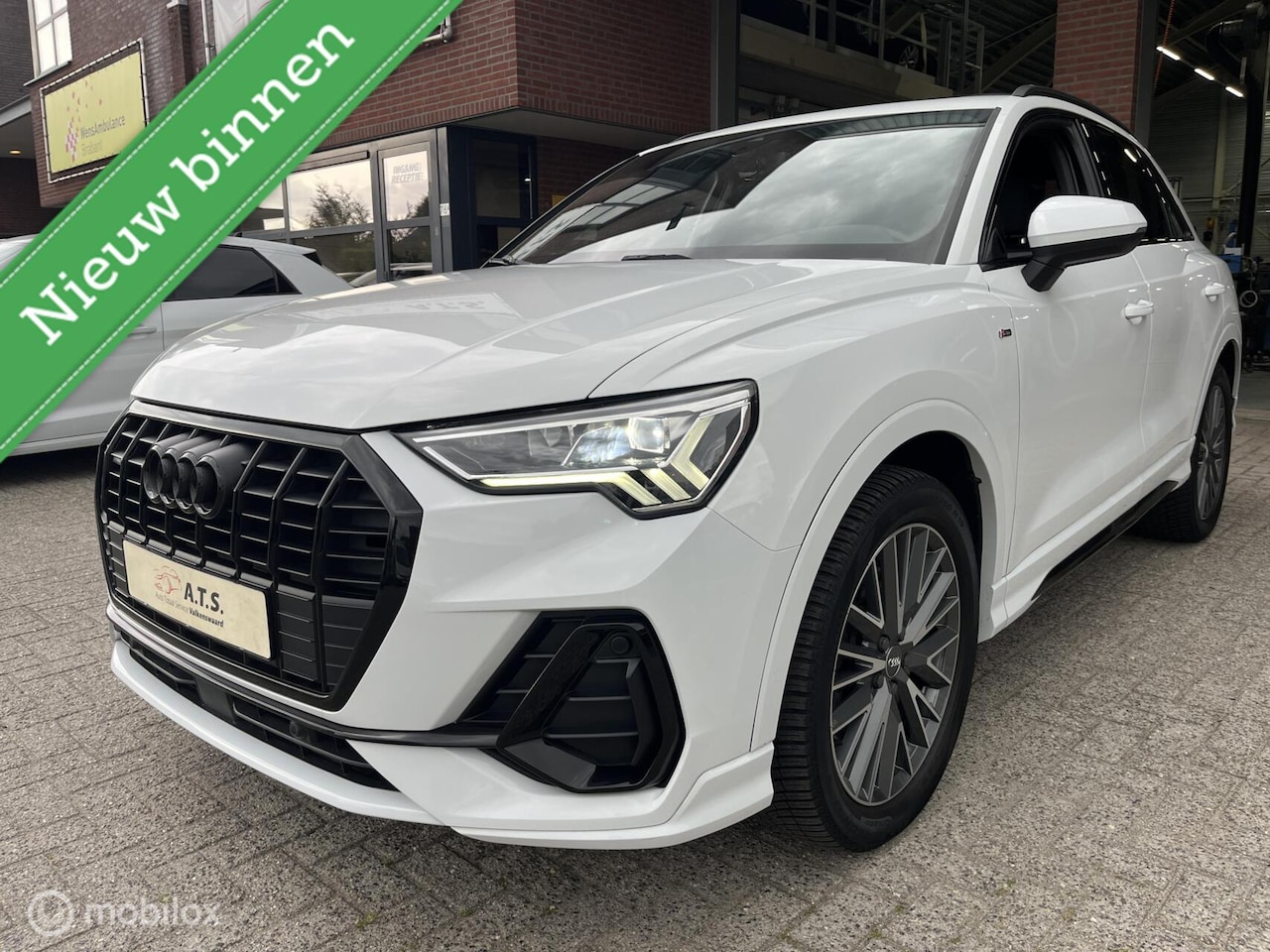 Audi Q3 - 45 TFSI quattro S-LINE*LED*PANO-DAK*ACC*TREKHAAK*PDC* - AutoWereld.nl