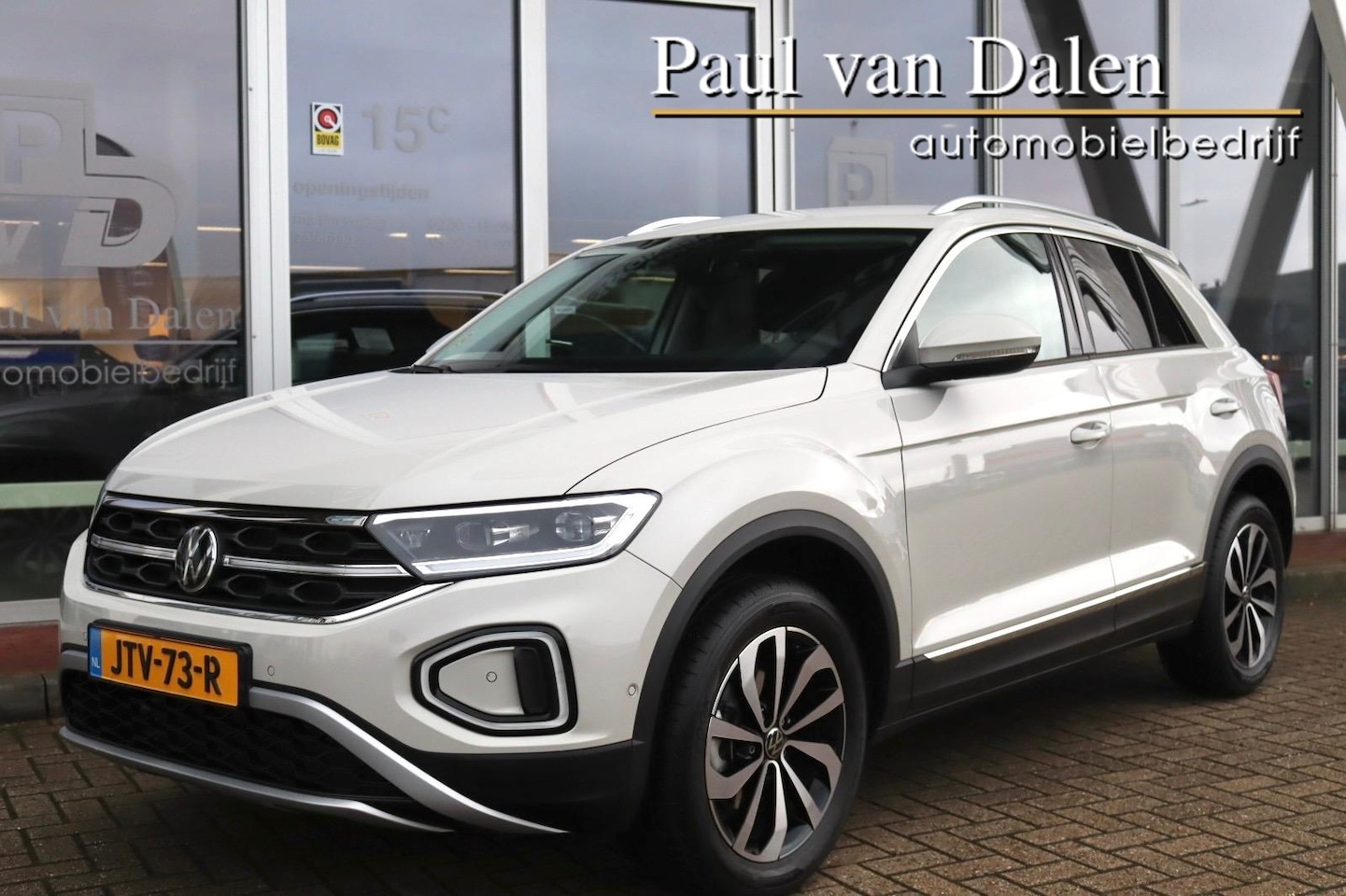 Volkswagen T-Roc - 1.5TSI 150PK AUTOMAAT STYLE PLUS Navi Carplay | Adapt.Cruise | Electr.Klep | Camera | Keyl - AutoWereld.nl