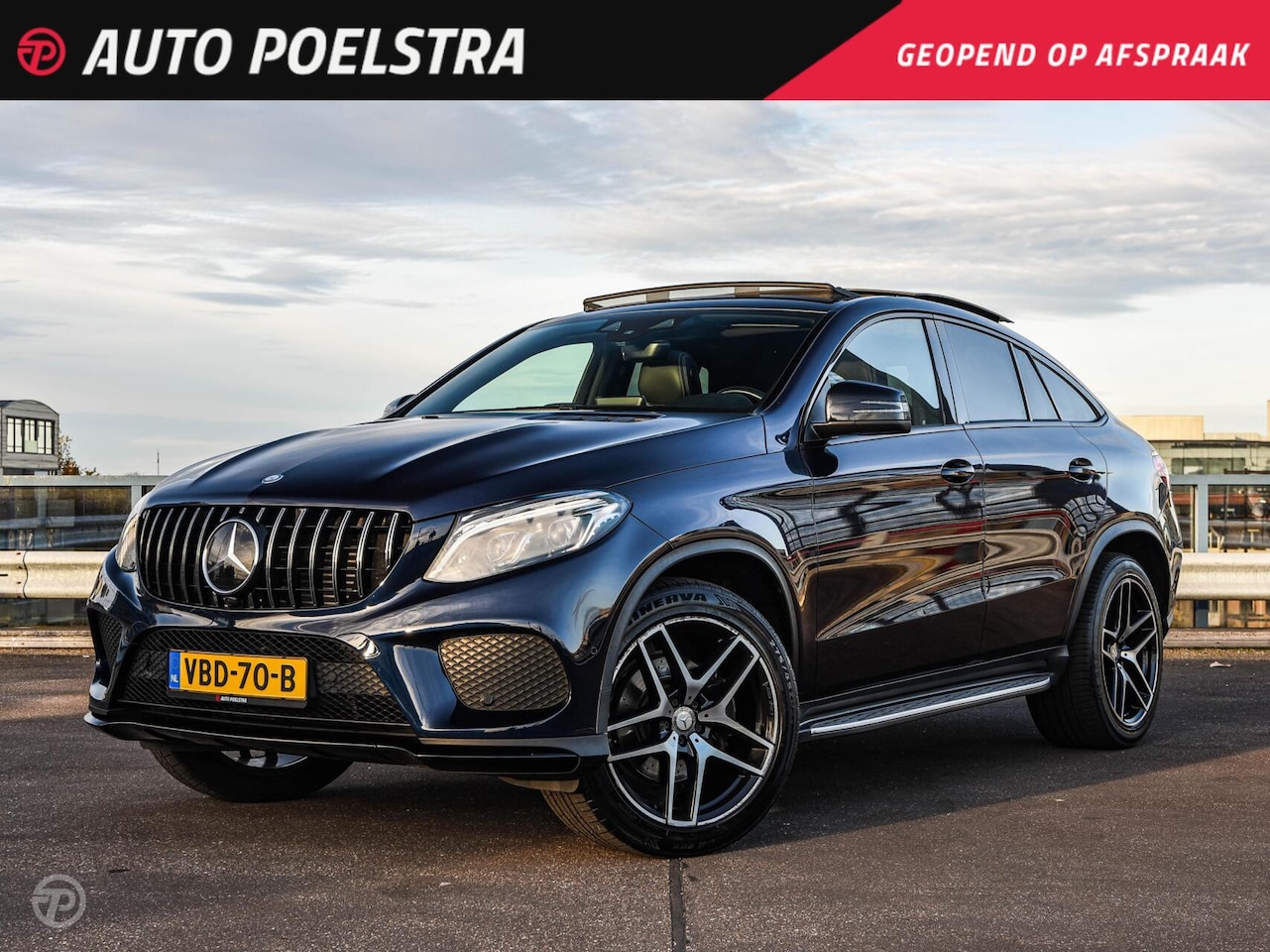 Mercedes-Benz GLE-Klasse Coupé - 350 d 4MATIC AMG Panoramadak Distronic Camera Night Edition Grijs Kenteken 350 d 4MATIC - AutoWereld.nl