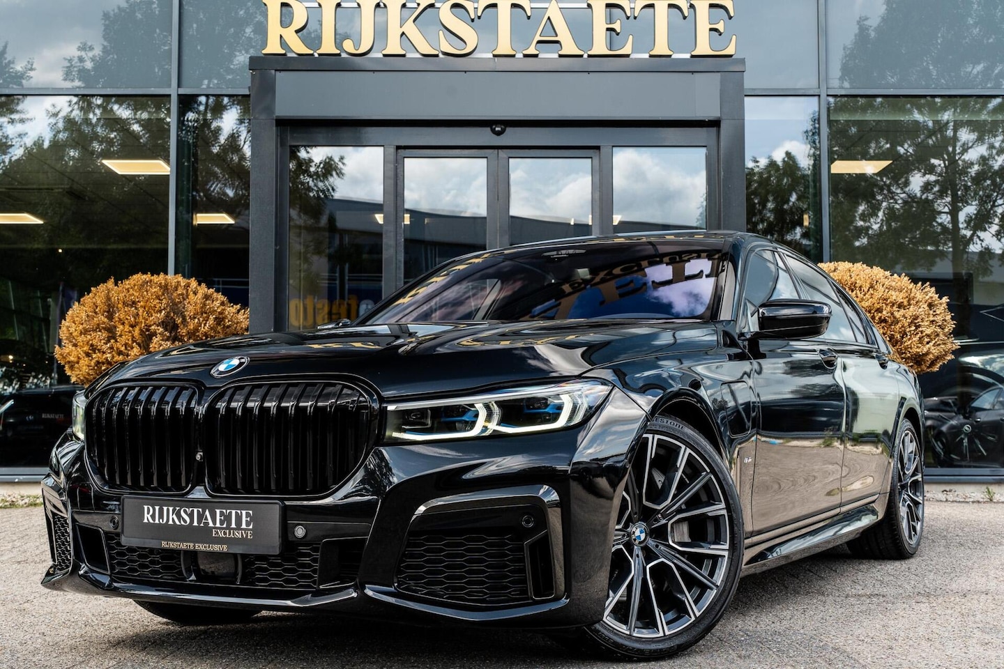 BMW 7-serie - 745e High Executive|PANO|MASSAGE|H&K|HEAD-UP|20' - AutoWereld.nl