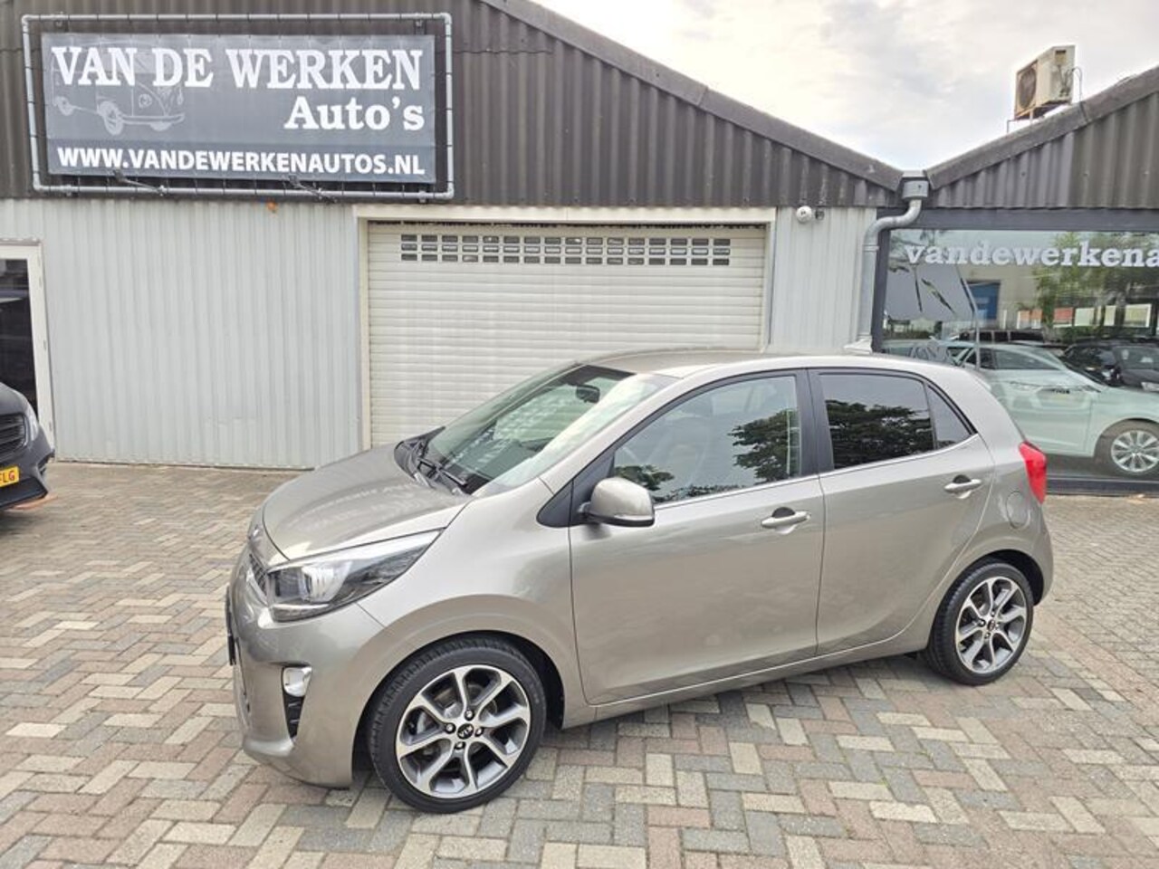 Kia Picanto - 1.0 CVVT Design Edition Brown Pack Clima|Navi|Camera|Leer|Nap!! - AutoWereld.nl