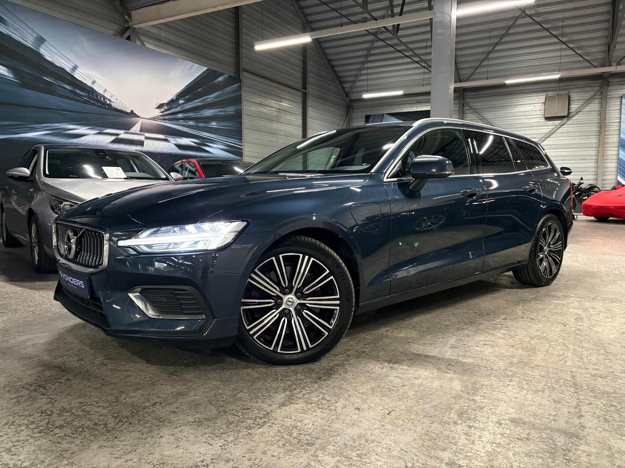 Volvo V60 - T6 Recharge PHEV AWD Inscription Expression - AutoWereld.nl