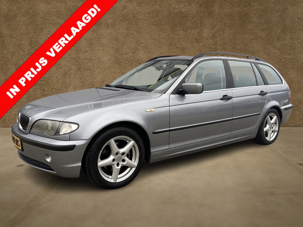 BMW 3-serie Touring - 316i Black&Silver II Liefhebbers auto! | Apple carplay | Trekhaak | Navi | Cruise | Blue t - AutoWereld.nl