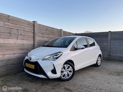 Toyota Yaris - 1.5 Hybrid Active Stoelverw-Navi-Camera