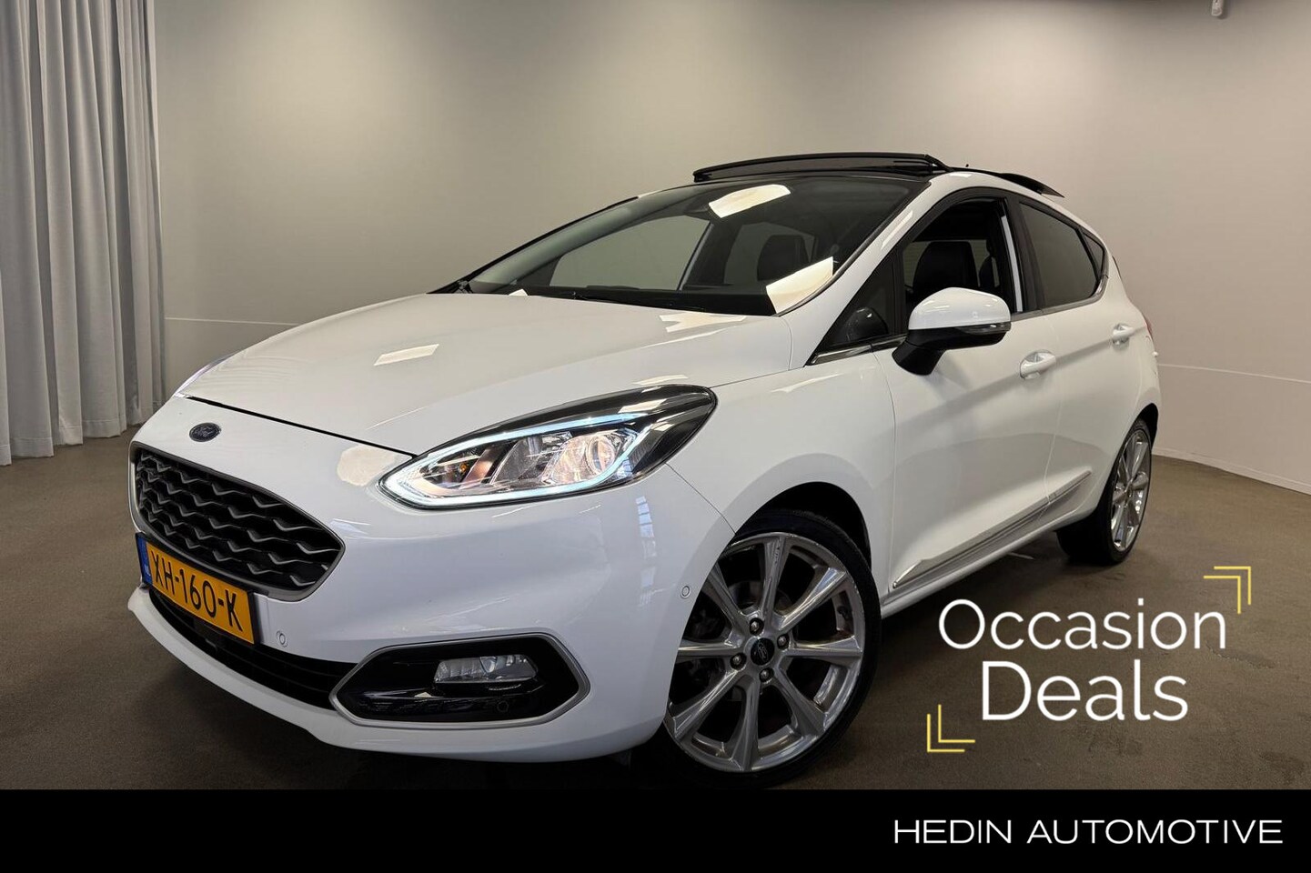 Ford Fiesta - 1.0 EcoBoost Vignale | Panoramadak | Adaptive Cruise | Winter Pack | BLIS | Achteruitrijca - AutoWereld.nl