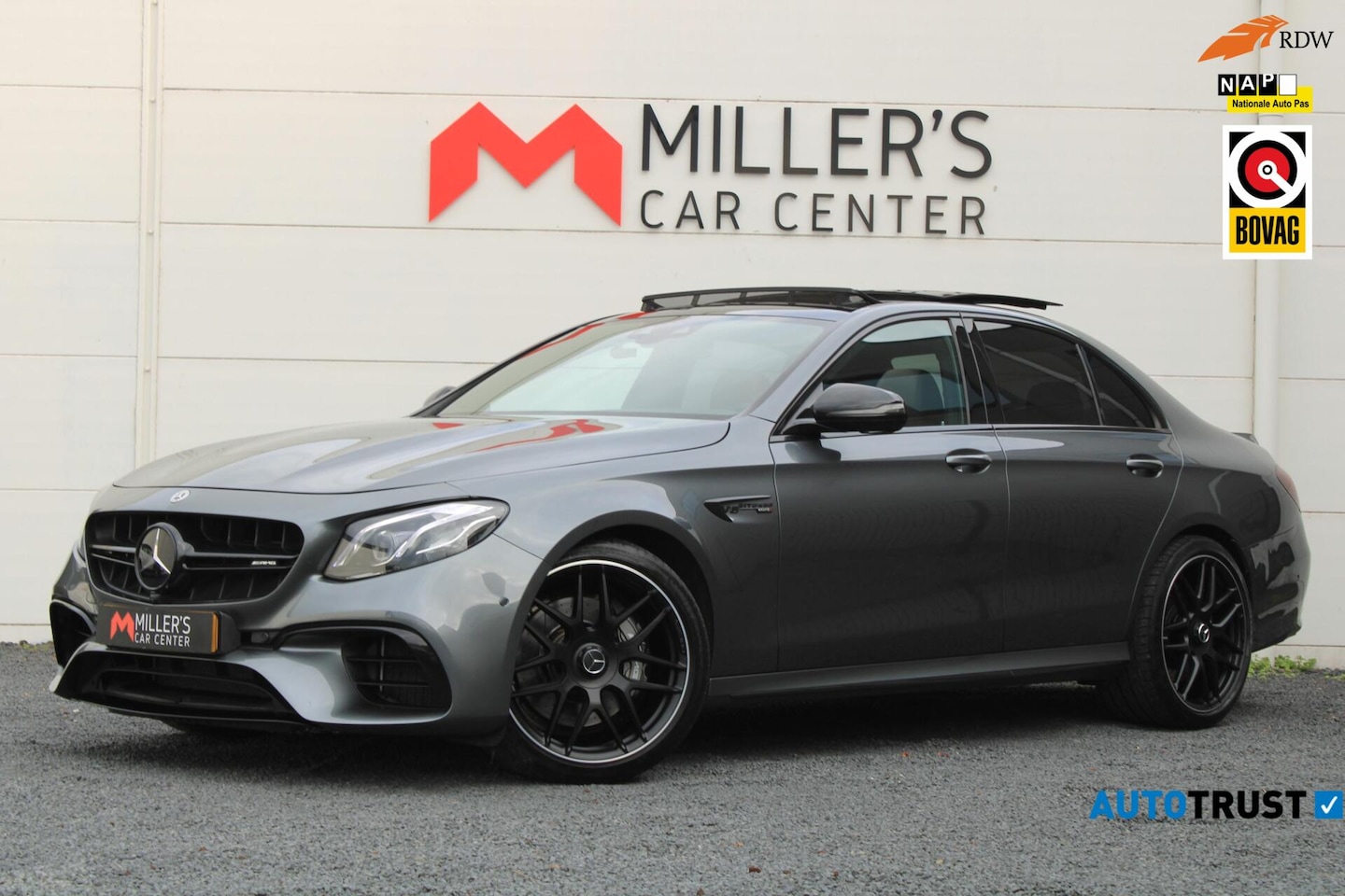 Mercedes-Benz E-klasse - AMG 63 4MATIC 360 PANO HUD LUCHTVERING - AutoWereld.nl