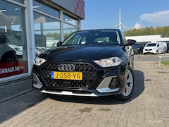 Audi A1 citycarver - (Q1) 30 TFSI epic Automaat