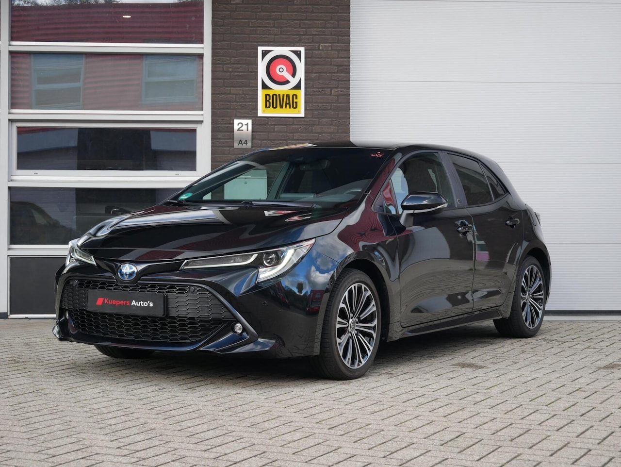 Toyota Corolla - 2.0 Hybrid Team D GR Navi+BT| Camera| Dealer onderhouden - AutoWereld.nl