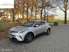Toyota C-HR - 1.8 Hybrid Executive Leer, JBL, camera 1e eigenaar