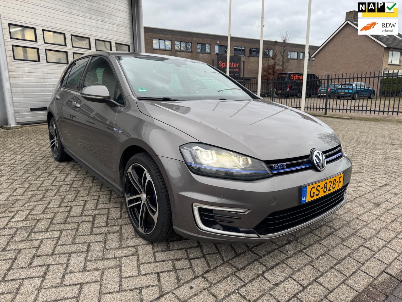 Volkswagen Golf - 1.4 TSI GTE Camera,Xenon, 2e Eig - AutoWereld.nl