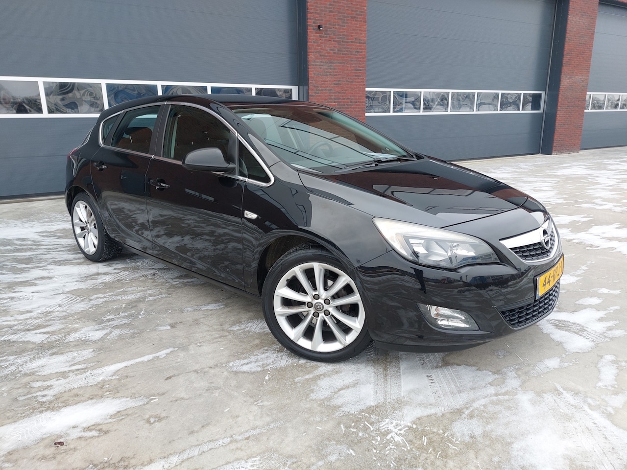 Opel Astra - 1.4 Turbo Sport Airco Navigatie LMV - AutoWereld.nl