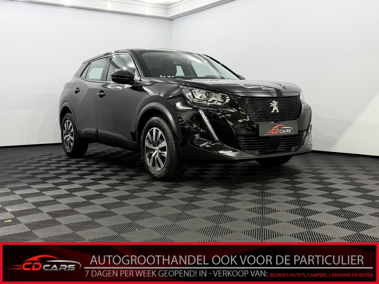 Peugeot 2008 - 1.2 PureTech Blue Lease Active Navi, Parkeersensoren, Clima, Apple carplay, Mistlamp - AutoWereld.nl