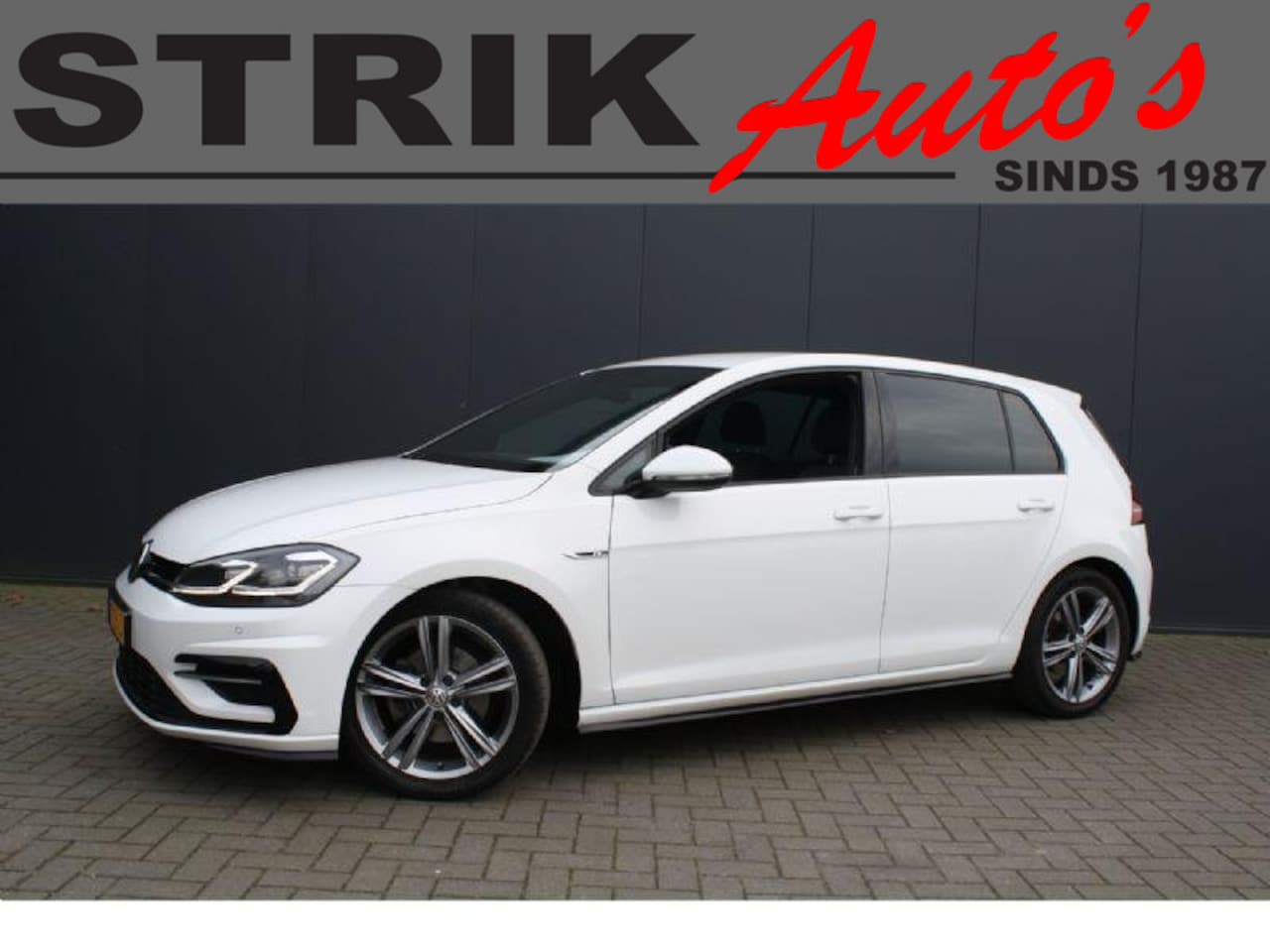 Volkswagen Golf - 1.5 TSI Highline Business R - AUTOMAAT - NAVIGATIE - PDC - VIRTUAL COCKPIT - KEYLESS - AutoWereld.nl