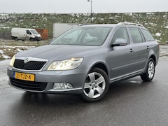 Skoda Octavia Combi - 1.4 TSI Greentech Elegance Business Line