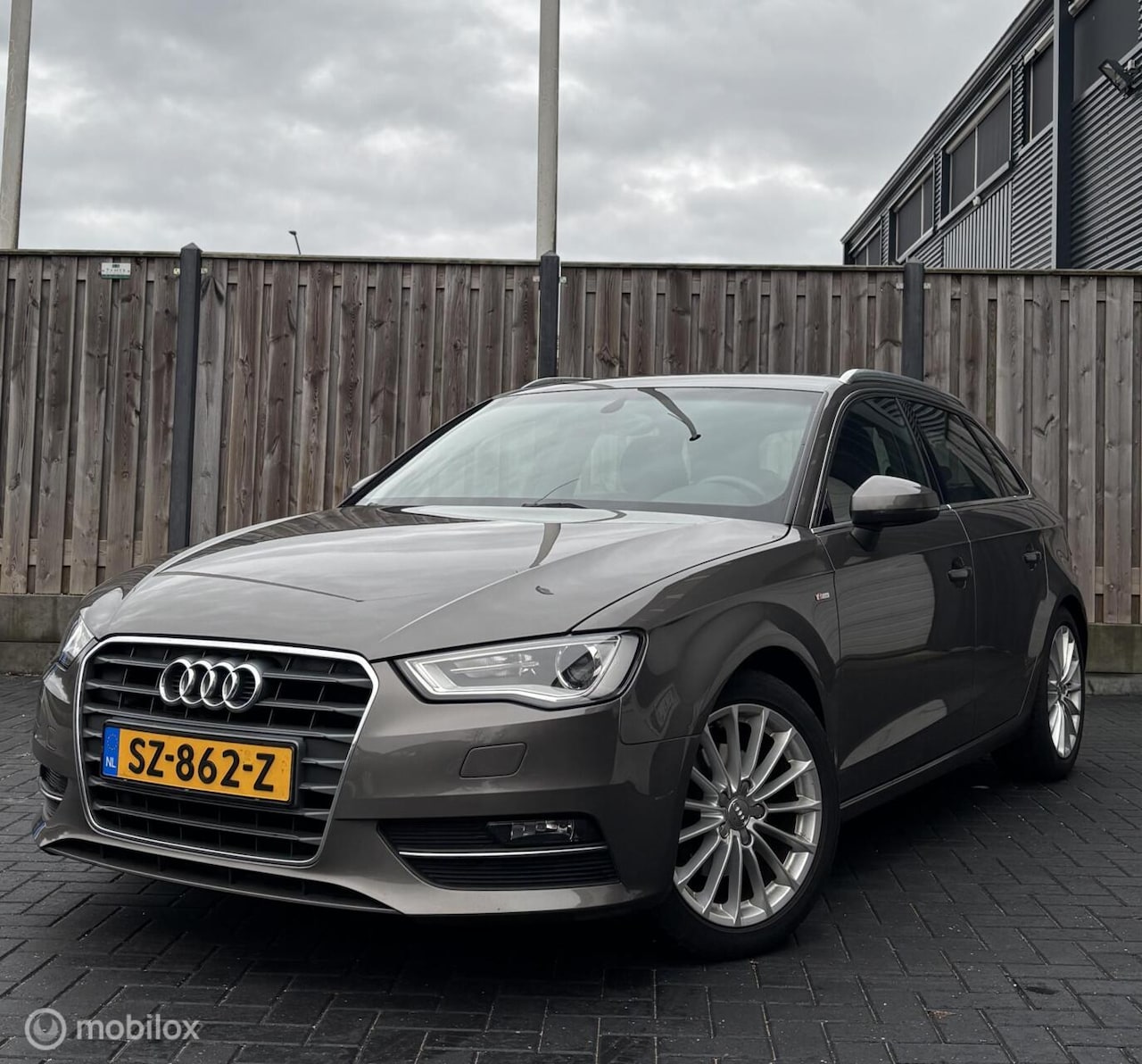 Audi A3 Sportback - 1.4 TFSI Ambition Pro Line S 1.4 TFSI Ambition Pro Line S/Navi/Cruise C - AutoWereld.nl
