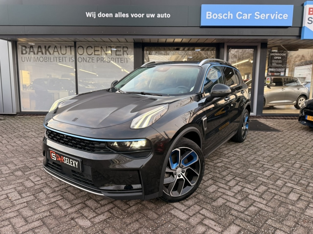 Lynk & Co 01 - 1.5 | Navi | Panoramadak | Memory | ACC - AutoWereld.nl