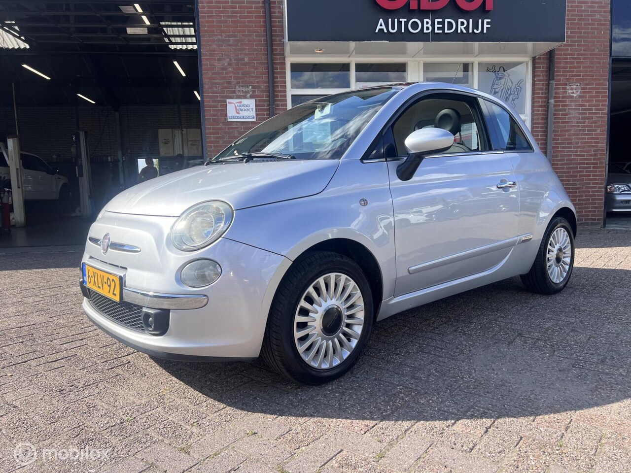Fiat 500 - 1.2 Lounge Airco Nieuwe koppeling. - AutoWereld.nl