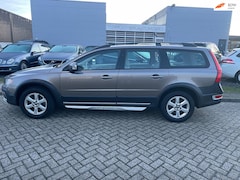 Volvo XC70 - 2.4 D5 Momentum Garantie