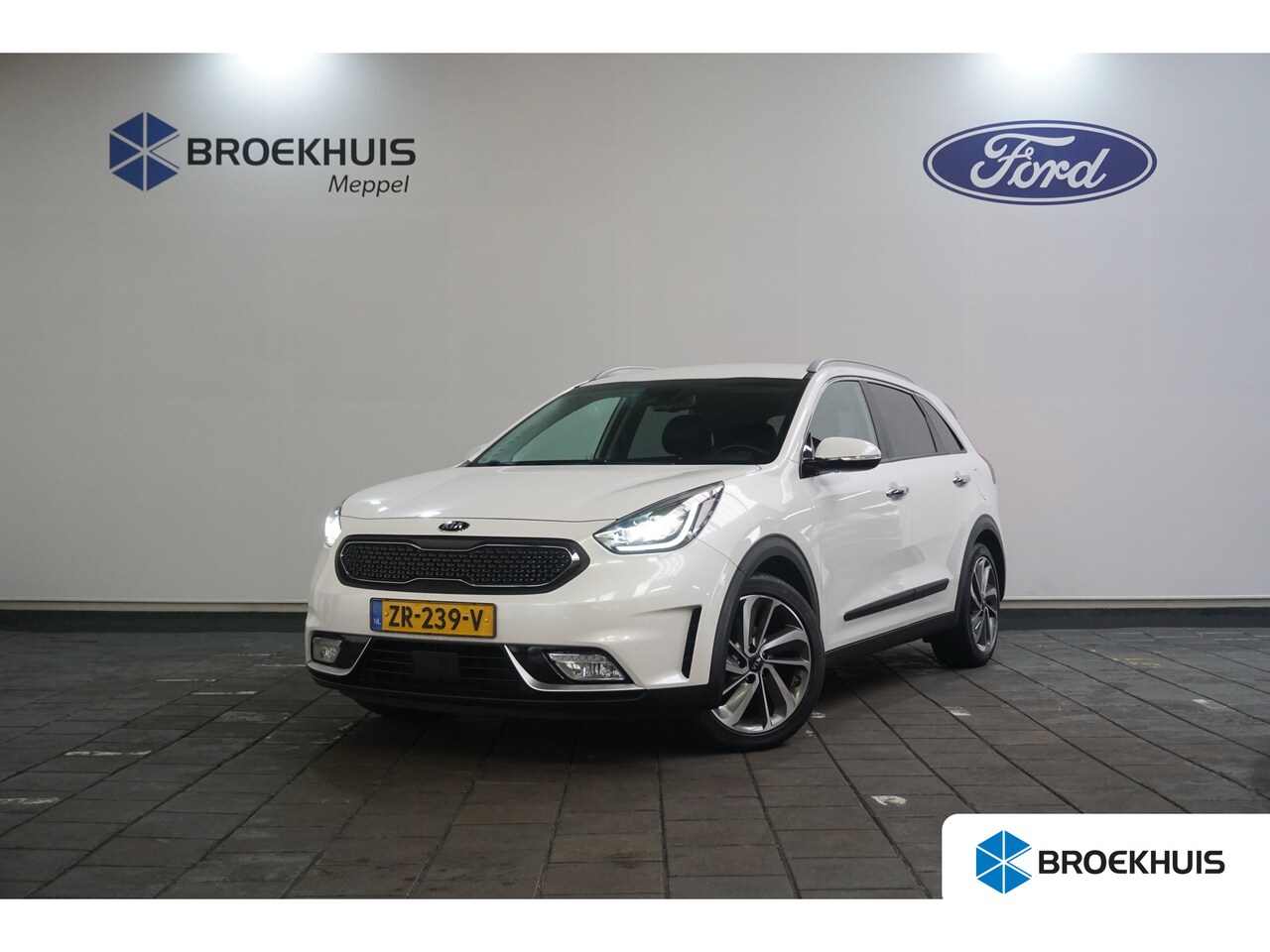 Kia Niro - 1.6 GDi Hybrid ExecutiveLine | Achteruitrijcamera | Keyless entry | Stuur- en stoelverwarm - AutoWereld.nl