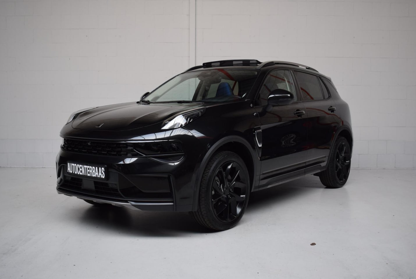 Lynk & Co 01 - 1.5 BLACK-EDITION / VIRTUAL / 360 CAMERA / INFINITY GELUID / PANORAMADAK / ADAPT.CRUISE / - AutoWereld.nl