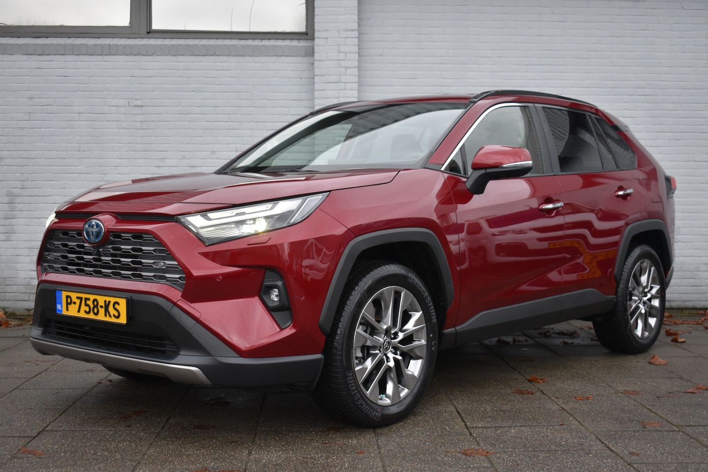 Toyota RAV4 - 2.5 Hybrid Executive Automaat 179pk | 360 camera | Stoel-Stuur verwarming | PDC | Bearlock - AutoWereld.nl