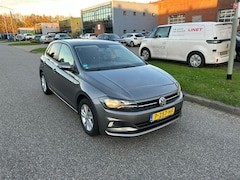 Volkswagen Polo - 1.0 TSI Comfortline Business Automaat*5DR*Navigatie*Cruise*LM velgen*Dealer onderhouden