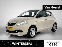 Lancia Y(psilon) - Ypsilon 0.9 TwinAir Opening Edition | Automaat | Parkeersensoren | Navigatie |