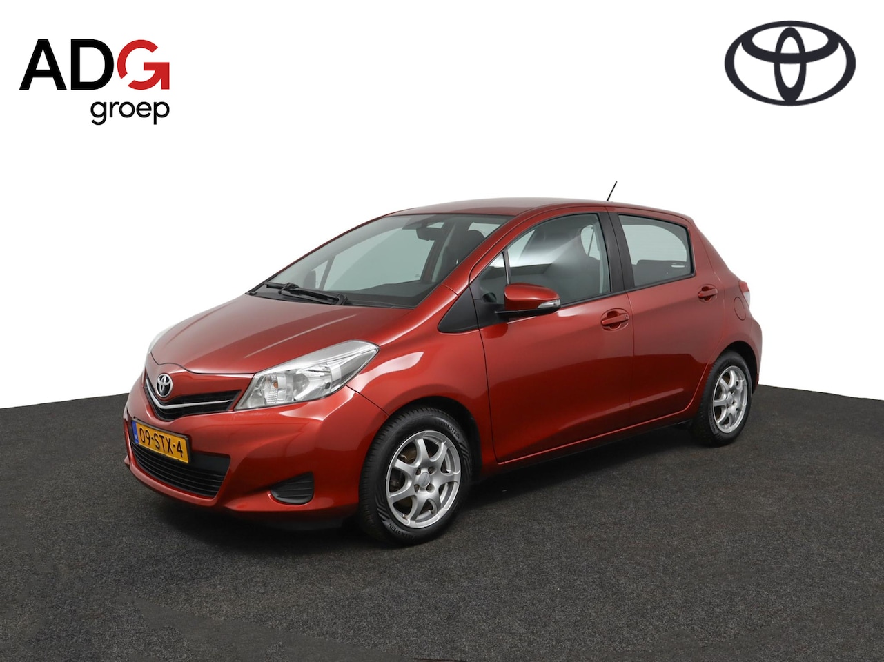 Toyota Yaris - 1.3 VVT-i Aspiration | Airco | Achteruitrijcamera | Bluetooth | Trekhaak |  Cruise Control - AutoWereld.nl