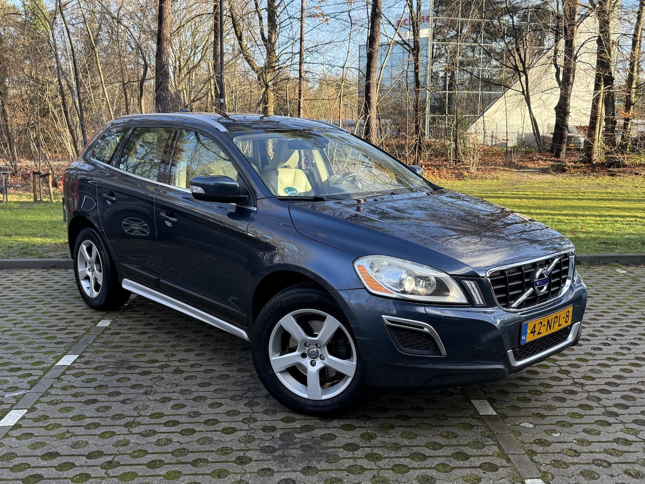 Volvo XC60 - 3.0 T6 AWD Summum Volle uitvoering | Complete onderhoudshistorie - AutoWereld.nl