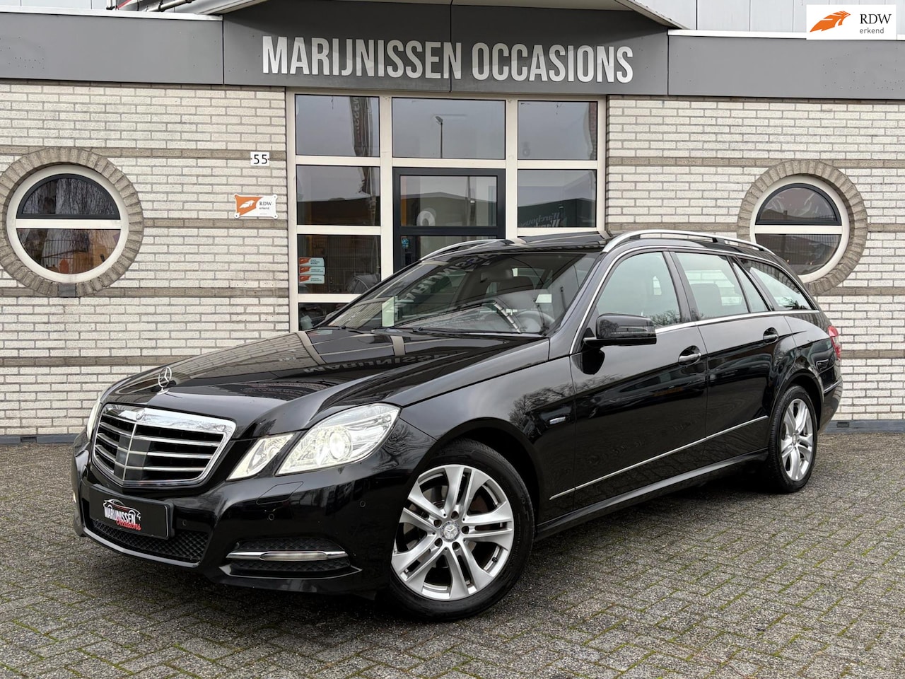 Mercedes-Benz E-klasse Estate - 200 CGI Avantgarde |Pano,Stoelvw/Stoelverk,PDC,Navi| - AutoWereld.nl