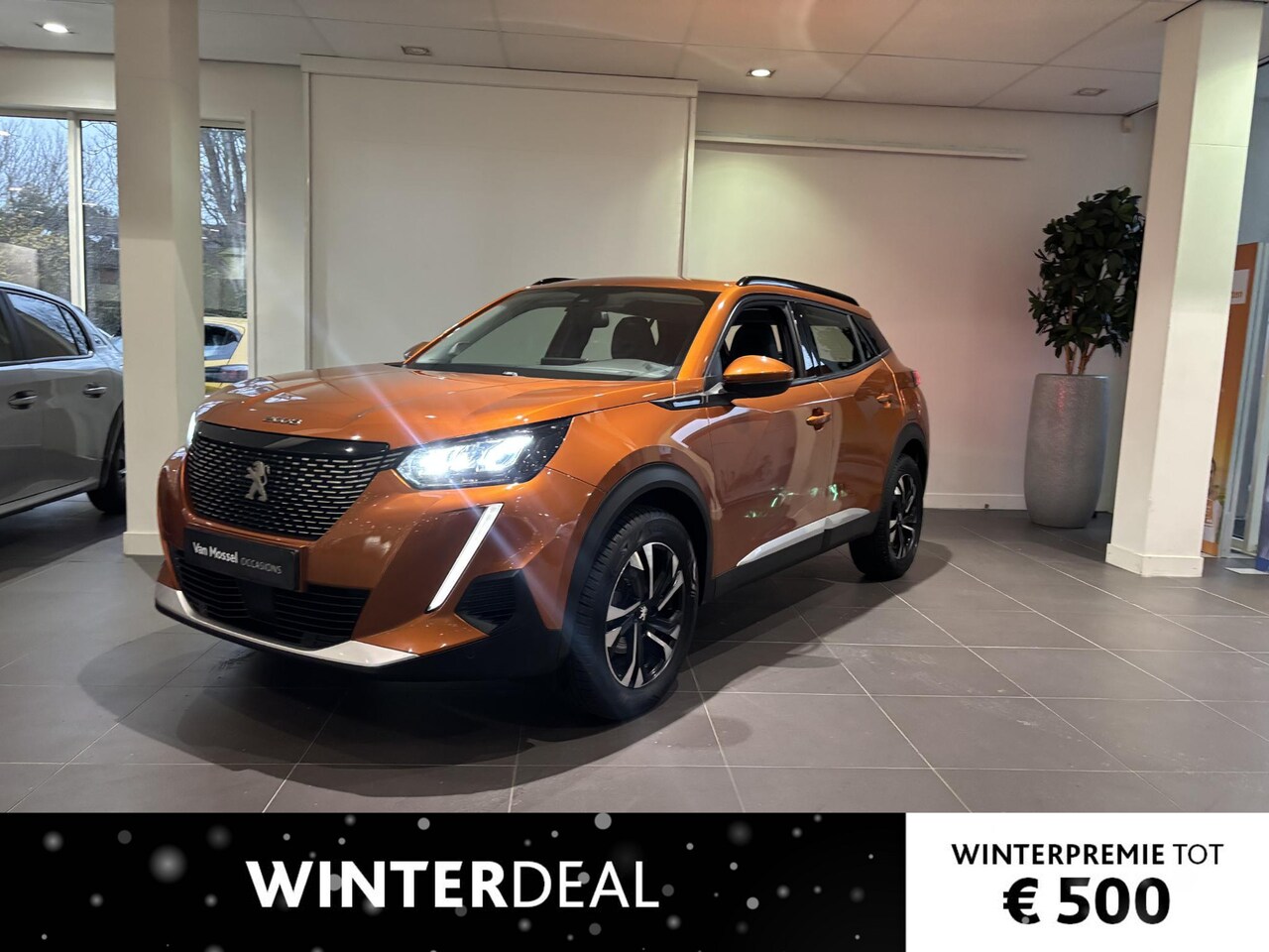 Peugeot 2008 - 1.2 PureTech Allure | Navigatie | Camera | Trekhaak | Climate control - AutoWereld.nl