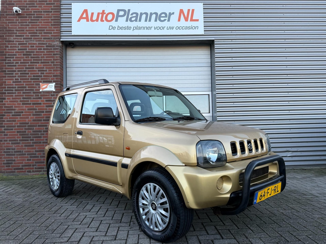Suzuki Jimny - 1.3 JLX 4WD! Automaat! 1e Eigenaar! Nwe APK! - AutoWereld.nl