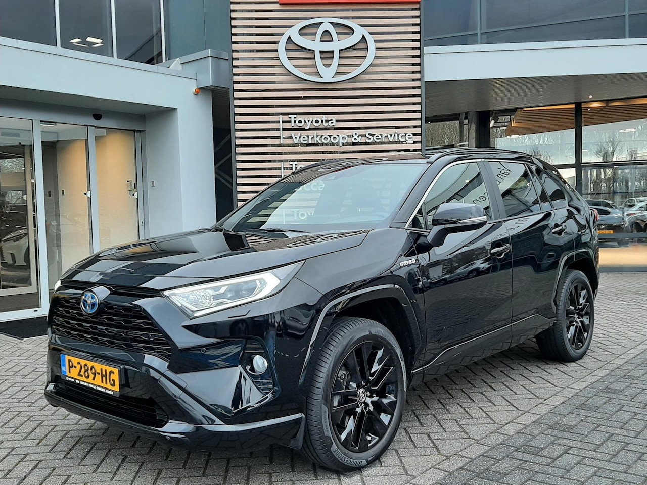 Toyota RAV4 - 2.5 Hybrid AWD Black Edition 2.5 Hybrid AWD Black Edition - AutoWereld.nl