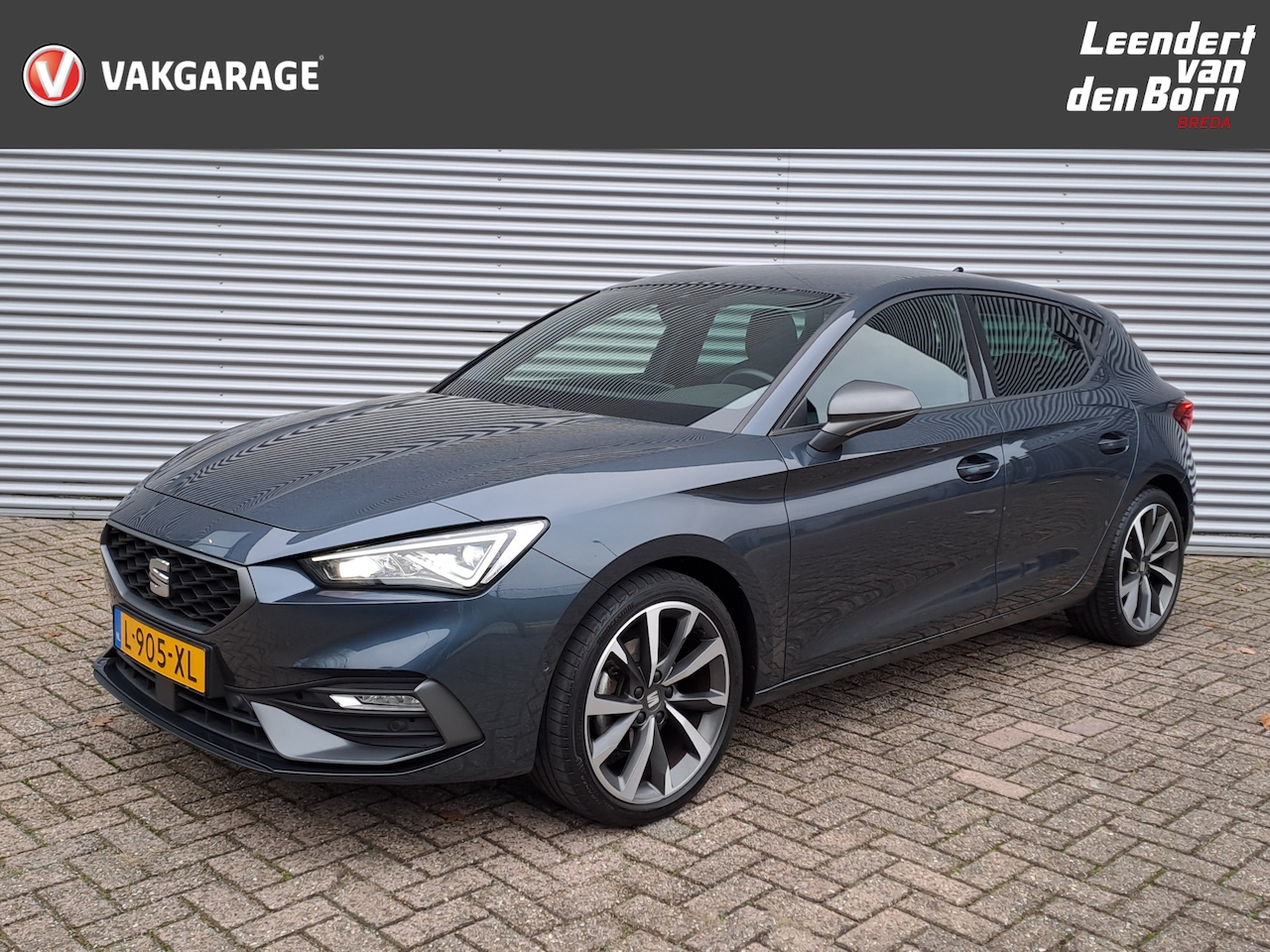 SEAT Leon - 1.5 TSI FR Business Intense Navigatie | Camera | Adaptieve Cruise | Sensoren | Apple Carpl - AutoWereld.nl
