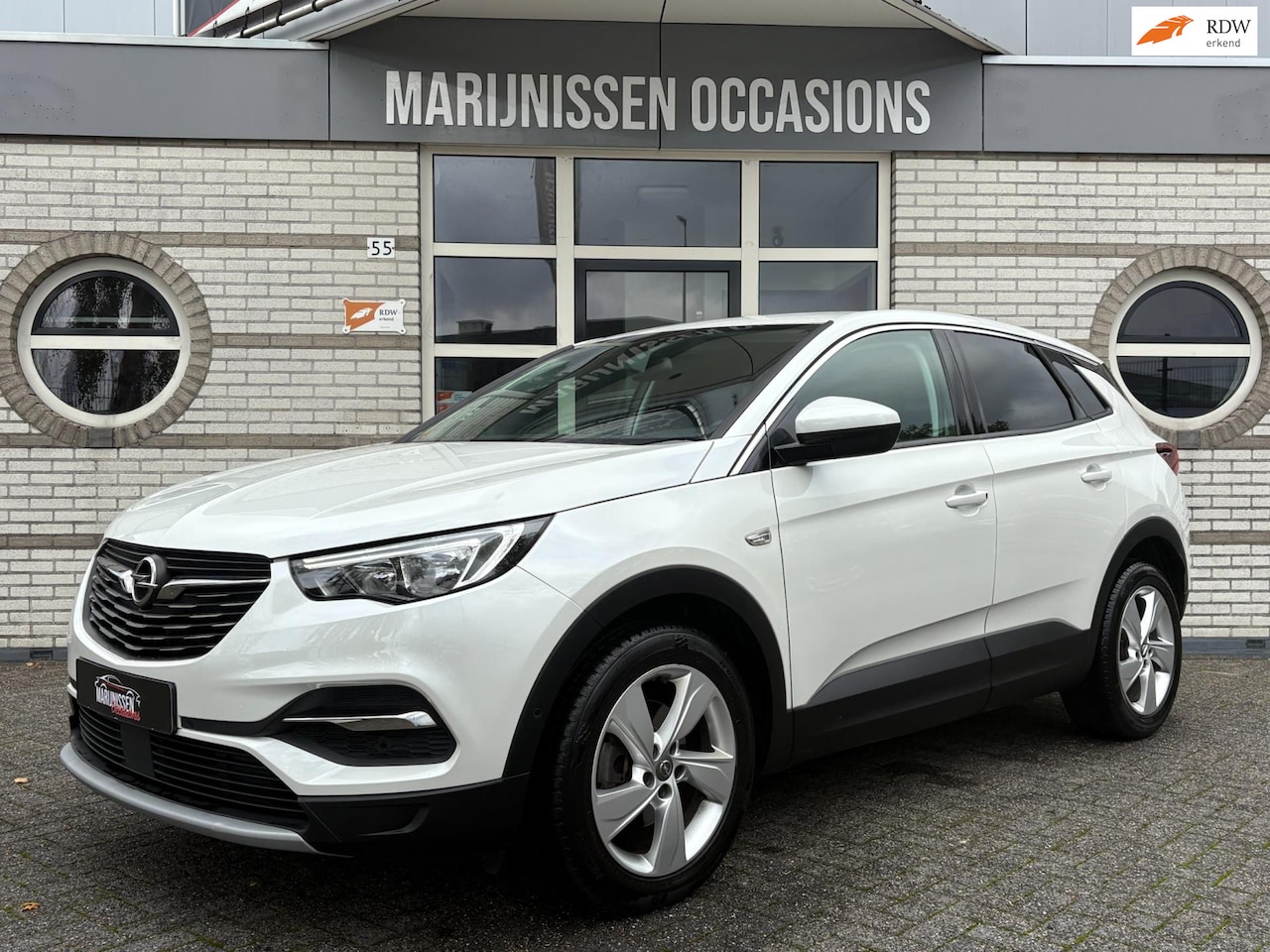 Opel Grandland X - 1.6 Turbo Innovation |Navi,PDC,Stoelvw,Stuurvw| - AutoWereld.nl